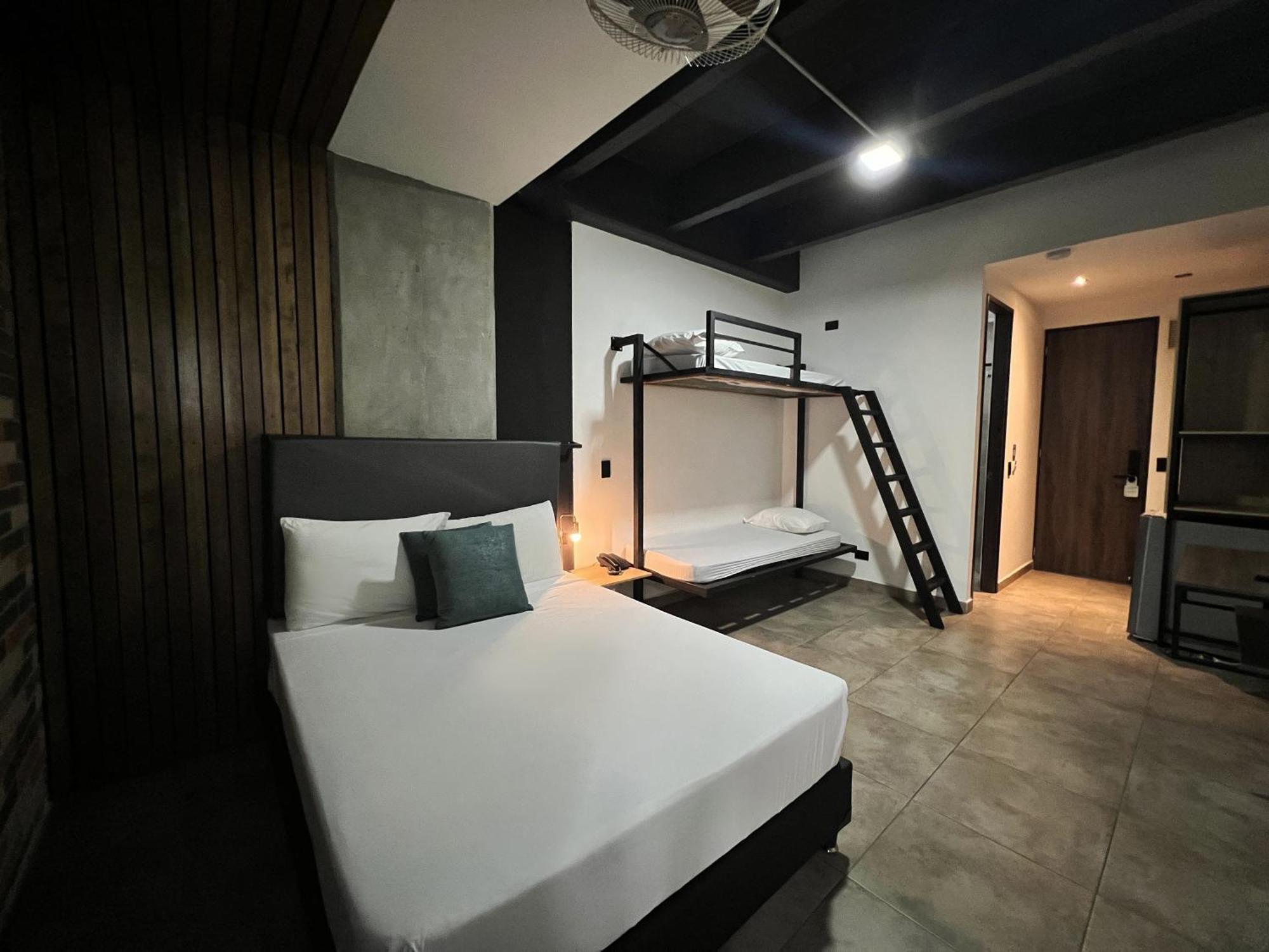 Apartahotel Medellín Eksteriør bilde