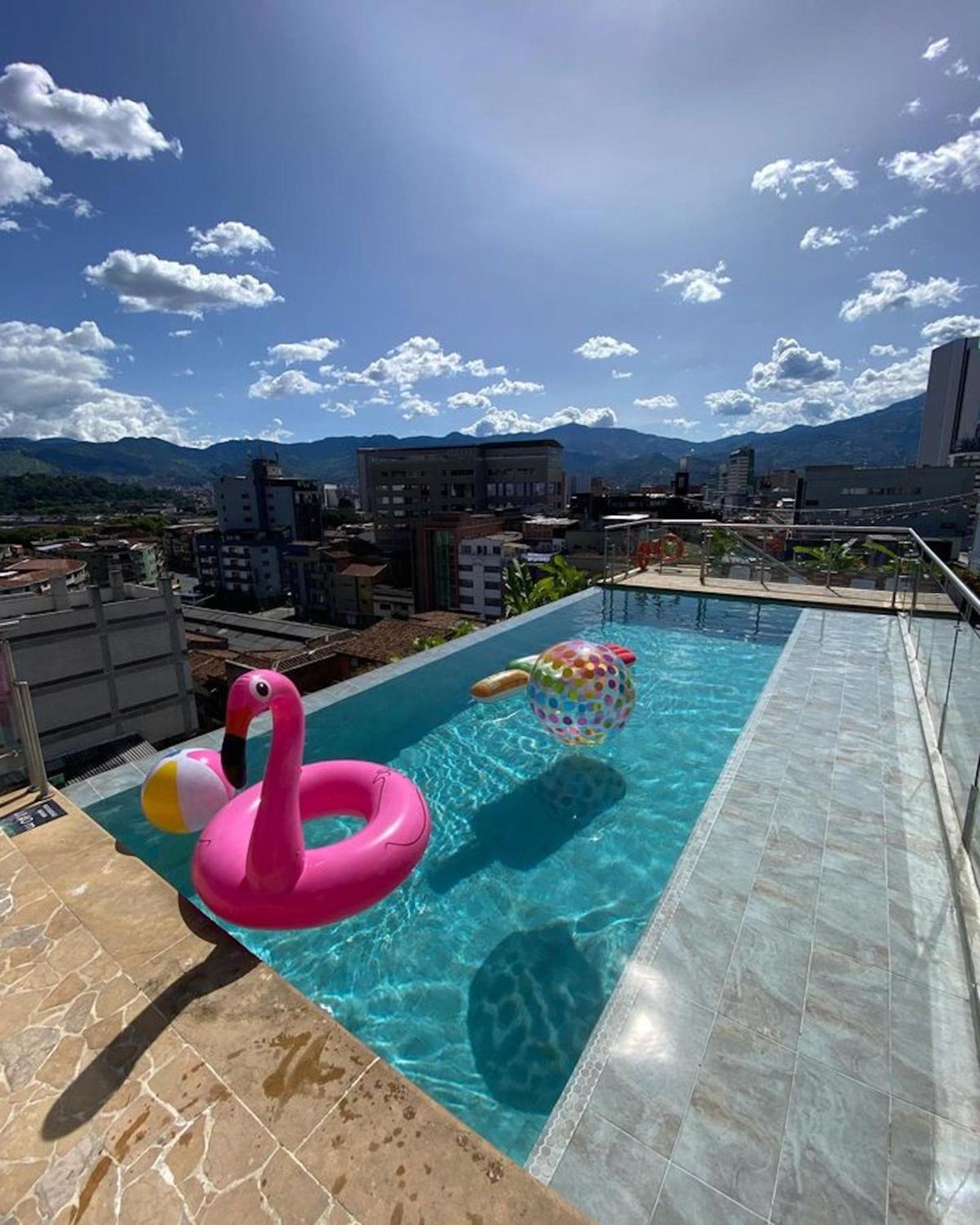 Apartahotel Medellín Eksteriør bilde